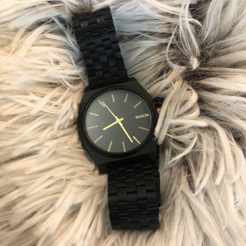 Nixon Time Teller